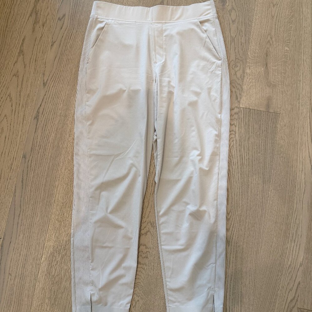 Athleta Brooklyn Ankle Pant Khaki 10 Featherweight Travel